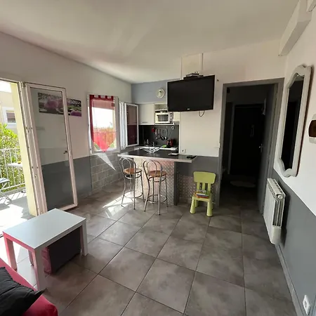 A 20 M De La Frontignan